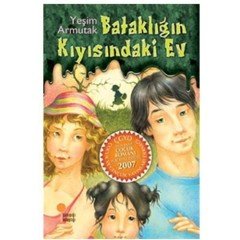 Bataklığın Kıyısındaki Ev Günışığı Kitaplığı